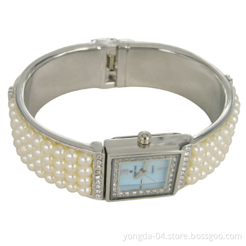 Pearl Women Bangle Watch (YA012)